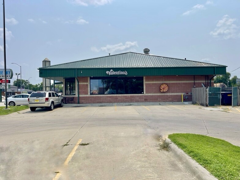 1533 N Bell St, Fremont, NE for lease - Building Photo - Image 3 of 4