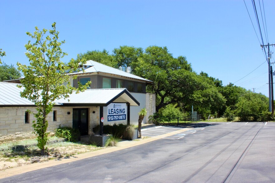 18800 Hamilton Pool Rd, Dripping Springs, TX à louer - Photo du bâtiment - Image 3 de 9