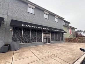 2407-2417 Lancaster Ave, Wilmington, DE for lease Building Photo- Image 2 of 8