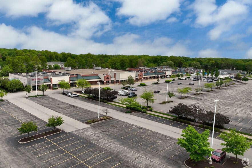 32798-32954 Walker Rd, Avon Lake, OH for lease - Primary Photo - Image 1 of 7