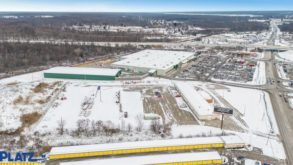 3801 Elm Rd NE, Warren, OH à louer - Photo du bâtiment - Image 3 de 24