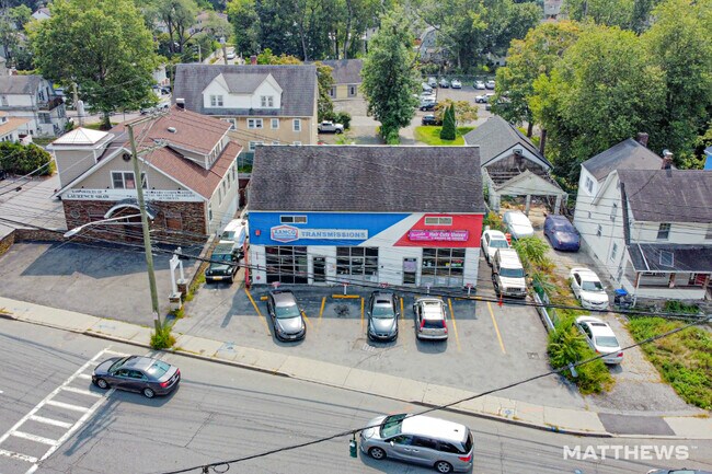 Plus de détails pour 283-285 Tarrytown Rd, White Plains, NY - Commerce de détail à vendre
