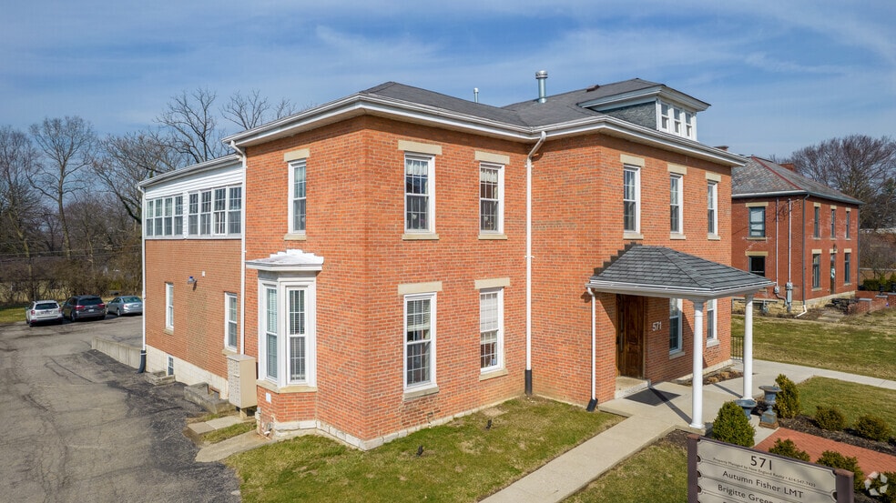 571 High St, Worthington, OH for lease - Primary Photo - Image 1 of 16