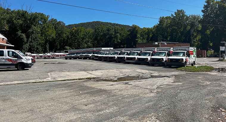 1706 Monticello Road, Charlottesville, VA à vendre - Photo du bâtiment - Image 2 de 9