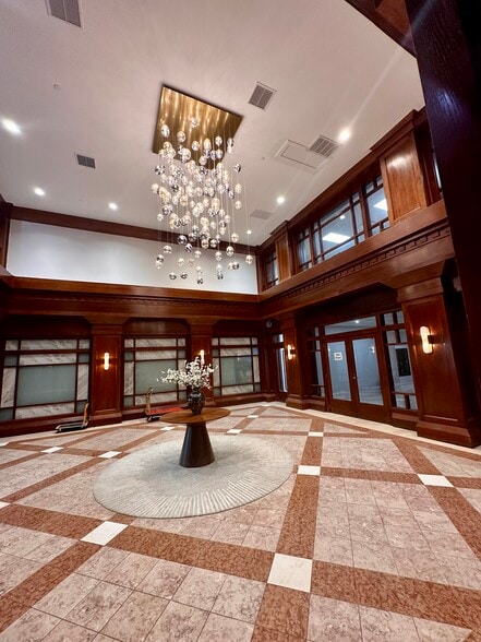 129 Church St, New Haven, CT for lease - Building Photo - Image 2 of 6