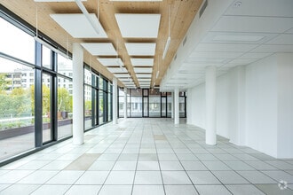 3-5 Rue Des Cuirassiers, Lyon for lease Interior Photo- Image 1 of 4