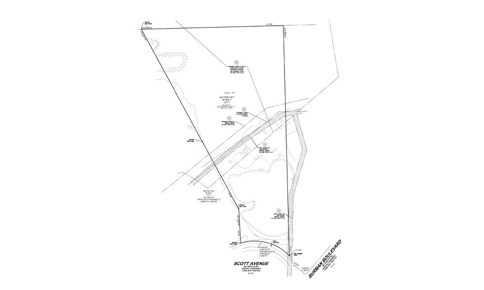 1001 Scott Ave, Calverton, NY à vendre - Photo du bâtiment - Image 2 de 2