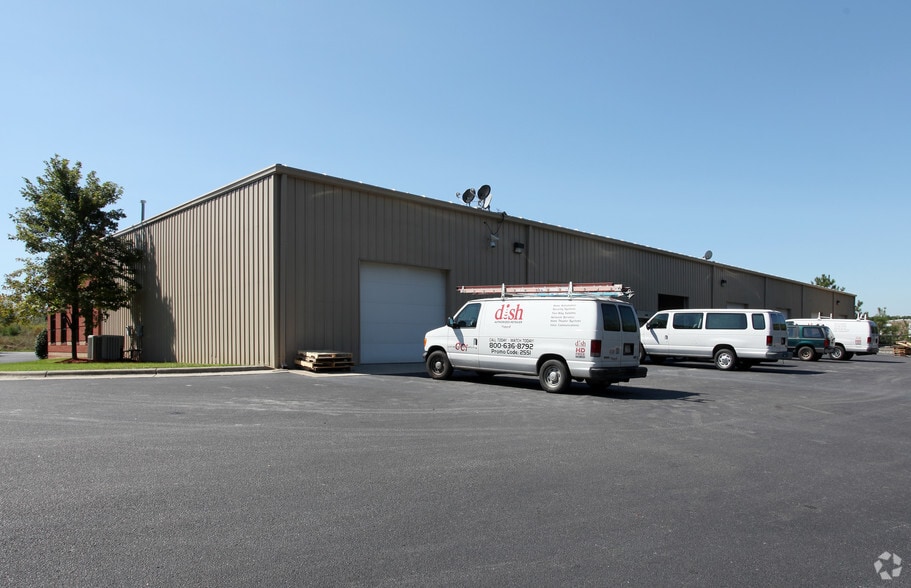 3411 Integrity Dr, Garner, NC for lease - Building Photo - Image 2 of 4