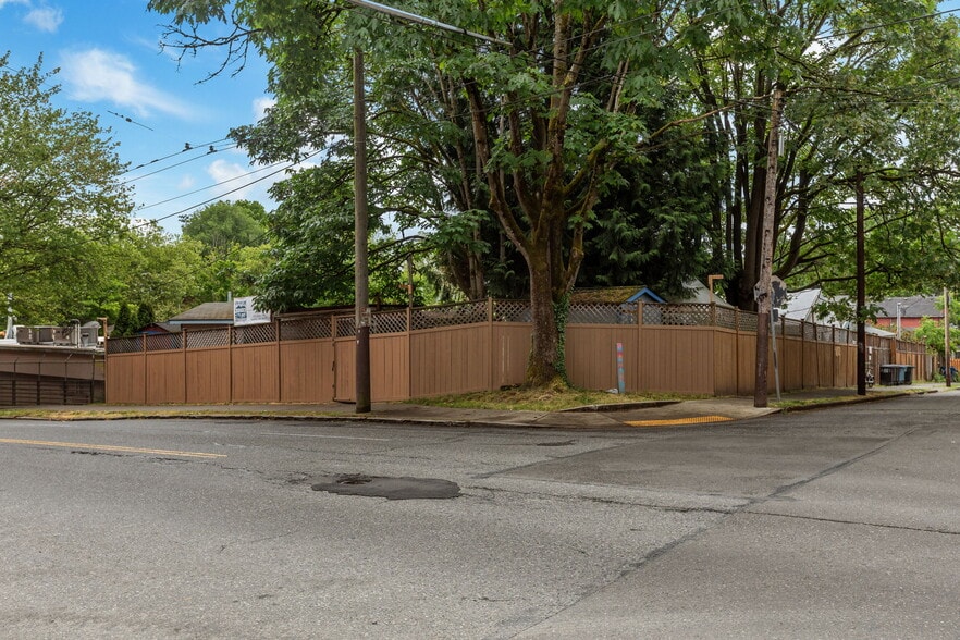 612 22nd Ave, Seattle, WA for sale - Building Photo - Image 2 of 2