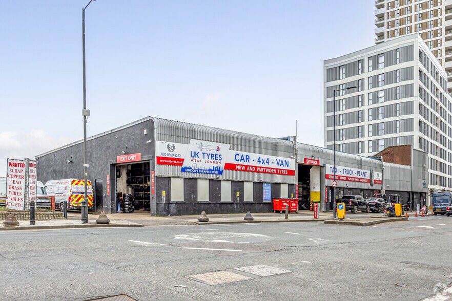 101-113 Scrubs Ln, Londres à louer - Photo du bâtiment - Image 2 de 2