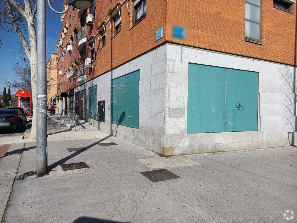 Retail in Leganés, Madrid for lease Interior Photo- Image 1 of 2