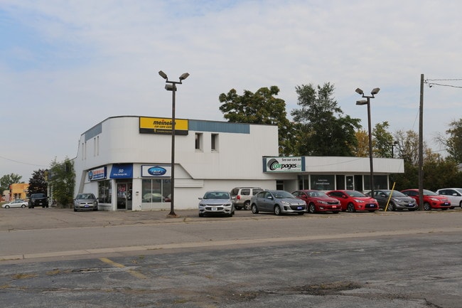 Plus de détails pour 50 King George Rd, Brantford, ON - Commerce de détail à louer