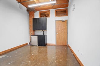 1800-1814 W Cuyler Ave, Chicago, IL à louer Photo intérieure- Image 2 de 3