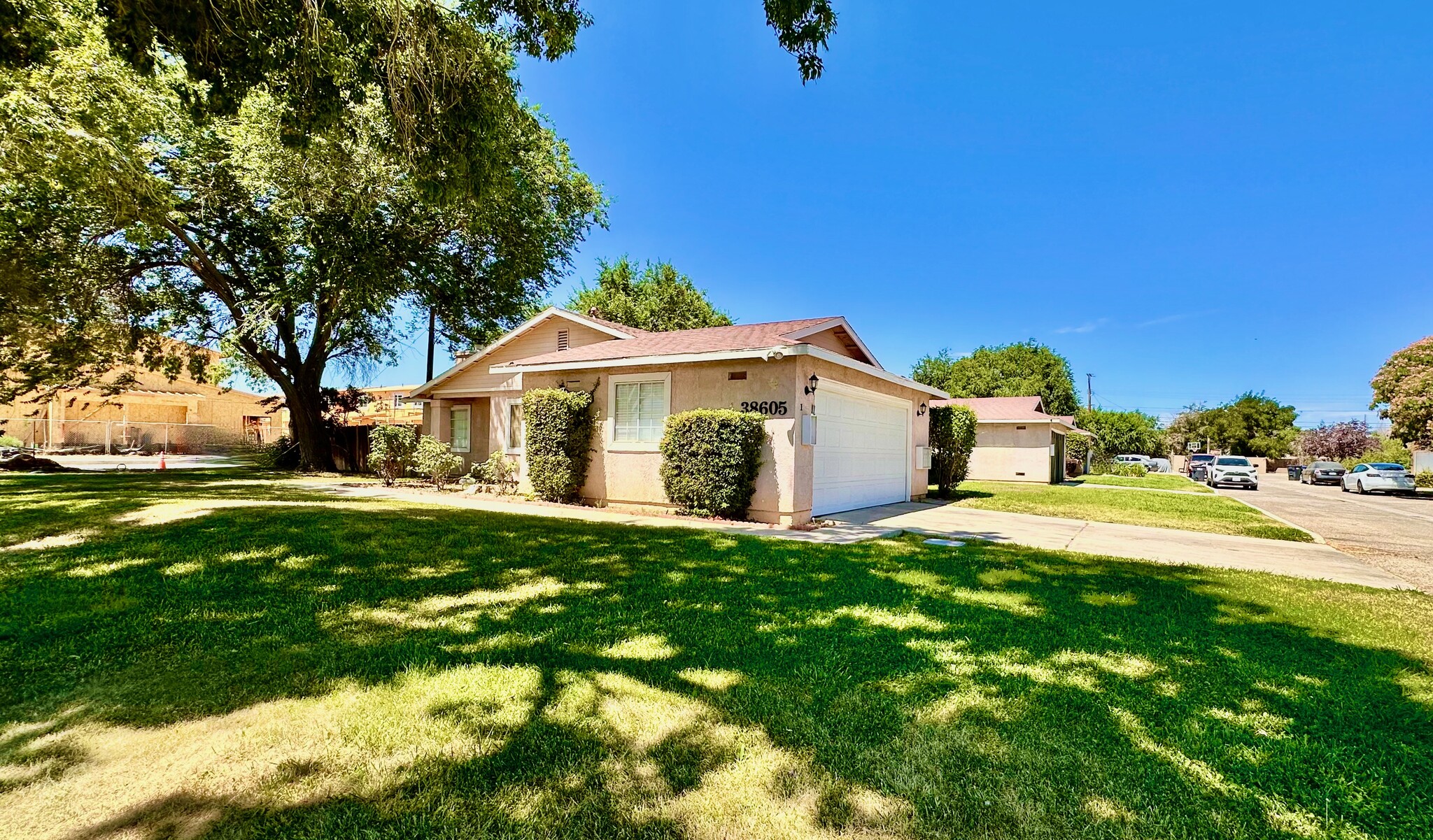 38605 25th St E, Palmdale, CA à vendre Photo principale- Image 1 de 19