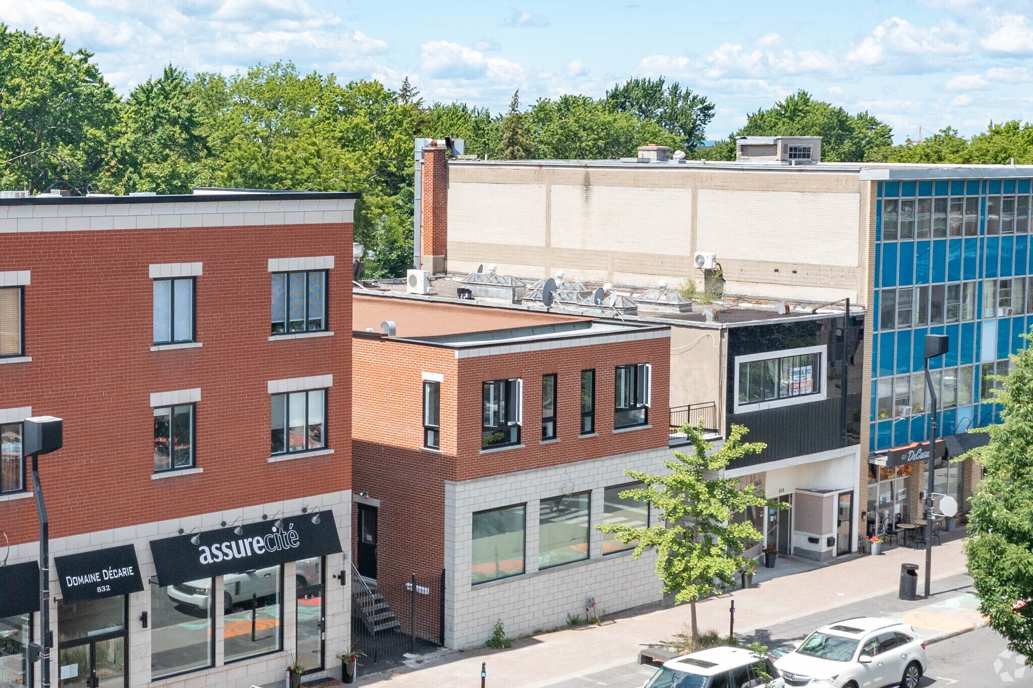 844 Boul Décarie, Montréal, QC for sale Building Photo- Image 1 of 1