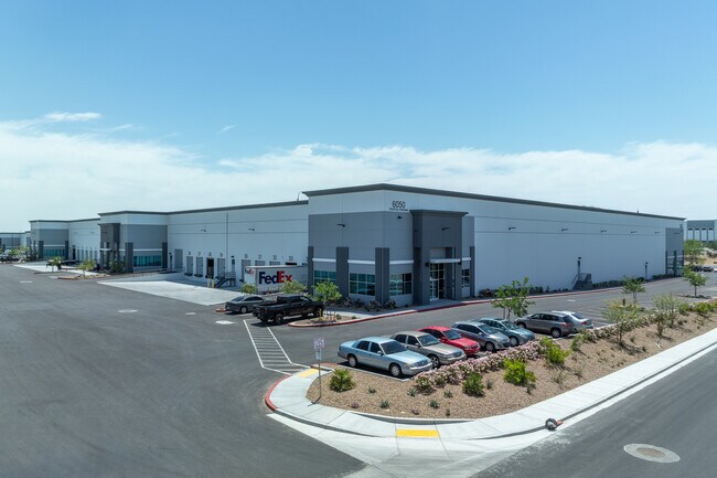 Plus de détails pour 6050 E Tropical Pky, Las Vegas, NV - Industriel à louer