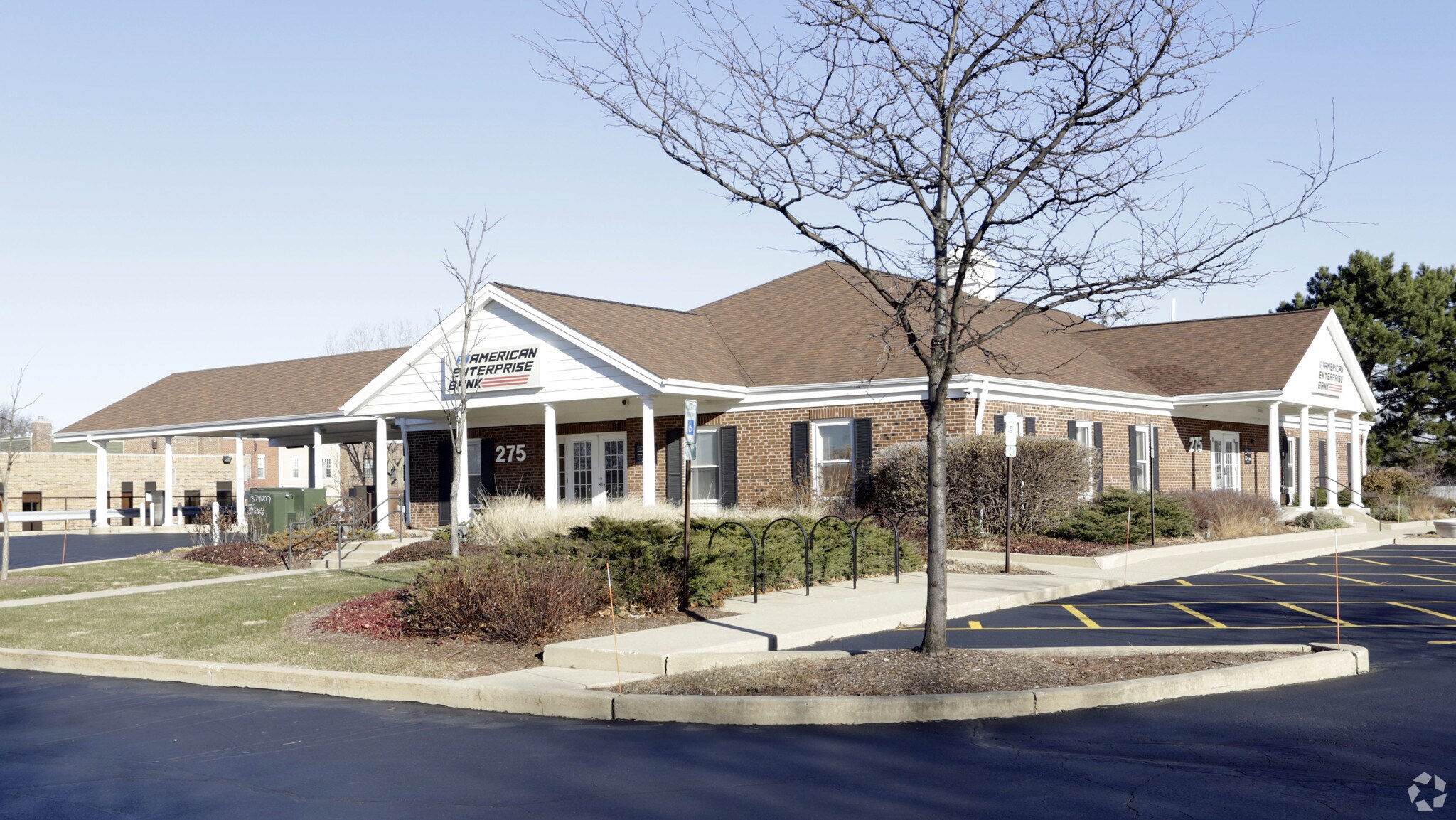 275 S Roselle Rd, Schaumburg, IL à vendre Photo principale- Image 1 de 24