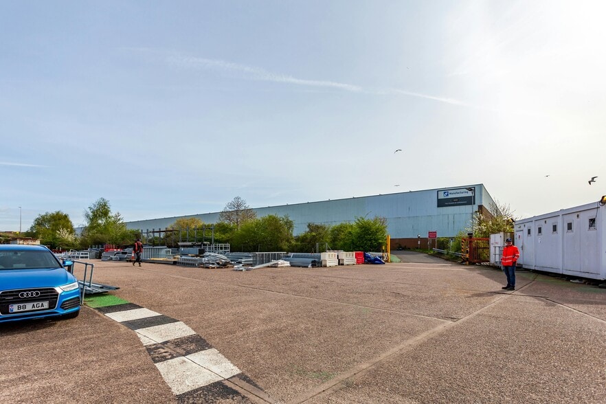 Trinity St, Oldbury for lease - Building Photo - Image 1 of 6