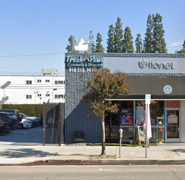 Plus de détails pour 11051-11059 Ventura Blvd, Studio City, CA - Bureau/Commerce de détail à louer