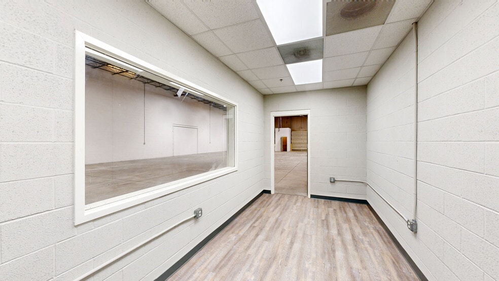 963 N Burnt Hickory Rd, Douglasville, GA for lease - Matterport 3D Scan - Image 2 of 43