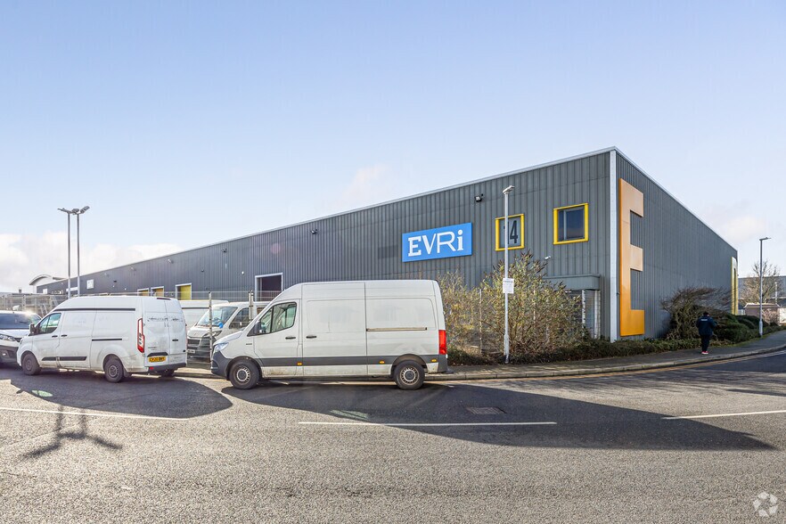 Armada Way, London for lease - Building Photo - Image 3 of 4