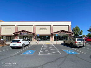 2276 SW Highland Ave, Redmond, OR for lease Building Photo- Image 2 of 13