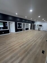 18805 Willamette Dr, West Linn, OR à louer Photo intérieure- Image 2 de 11