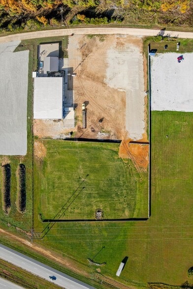 558 Lucky Rd, Seymour, MO for sale - Building Photo - Image 2 of 46