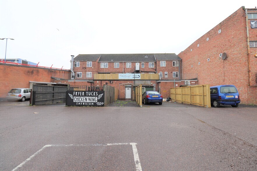 37-43A Eastover, Bridgwater à louer - Photo du bâtiment - Image 2 de 7