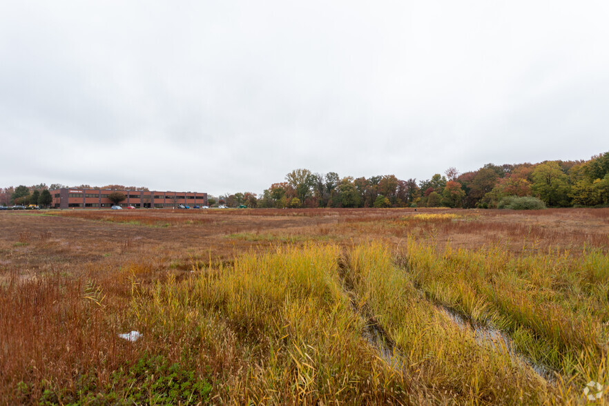 400 Biddle Ave, Newark, DE for lease - Building Photo - Image 2 of 3