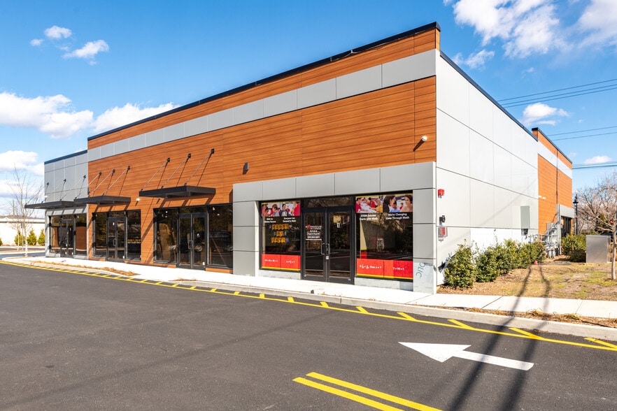 101 S Main St, New City, NY for lease - Building Photo - Image 2 of 25