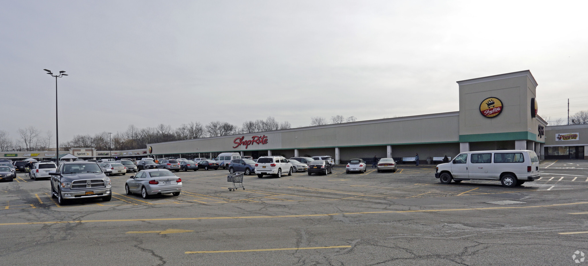 125-157 Dolson Ave, Middletown, NY for sale Primary Photo- Image 1 of 1