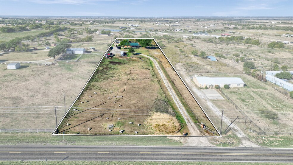 2350 N Louisiana Dr, Celina, TX for sale - Building Photo - Image 3 of 14