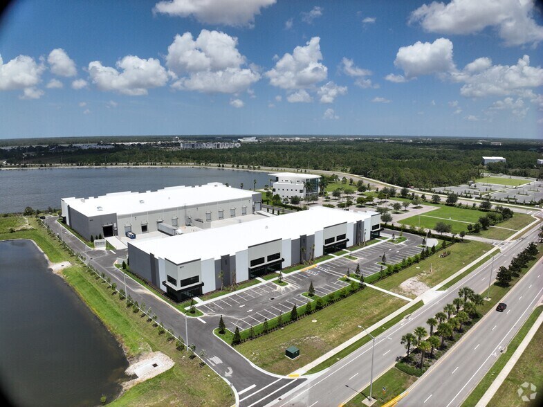 4071 Lakewood Ranch Blvd N, Lakewood Ranch, FL à louer - Communauté Matterport - Image 2 de 16