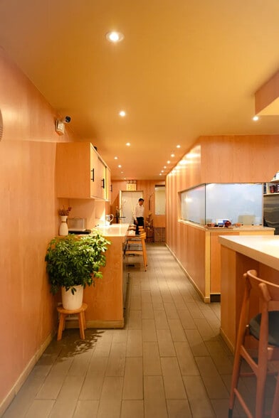 3712 31st Ave, Astoria, NY for lease - Interior Photo - Image 3 of 10