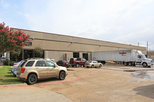 Plus de détails pour 310 W Mockingbird Ln, Dallas, TX - Industriel à louer