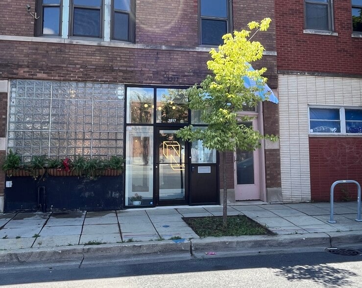 3317 W Fullerton Ave, Chicago, IL for lease - Building Photo - Image 1 of 14