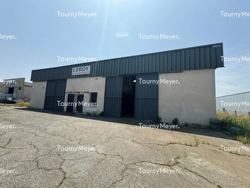 Flex in Saint-Alban for lease Building Photo- Image 1 of 7