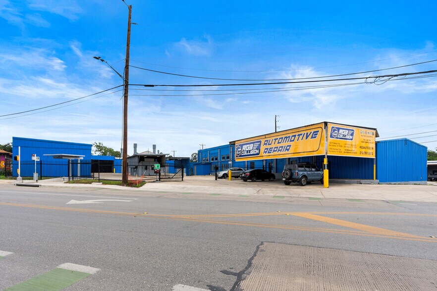 103 Blanco Rd, San Antonio, TX à louer - Photo du bâtiment - Image 2 de 29