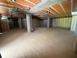 Plus de détails pour Commerce de détail à louer