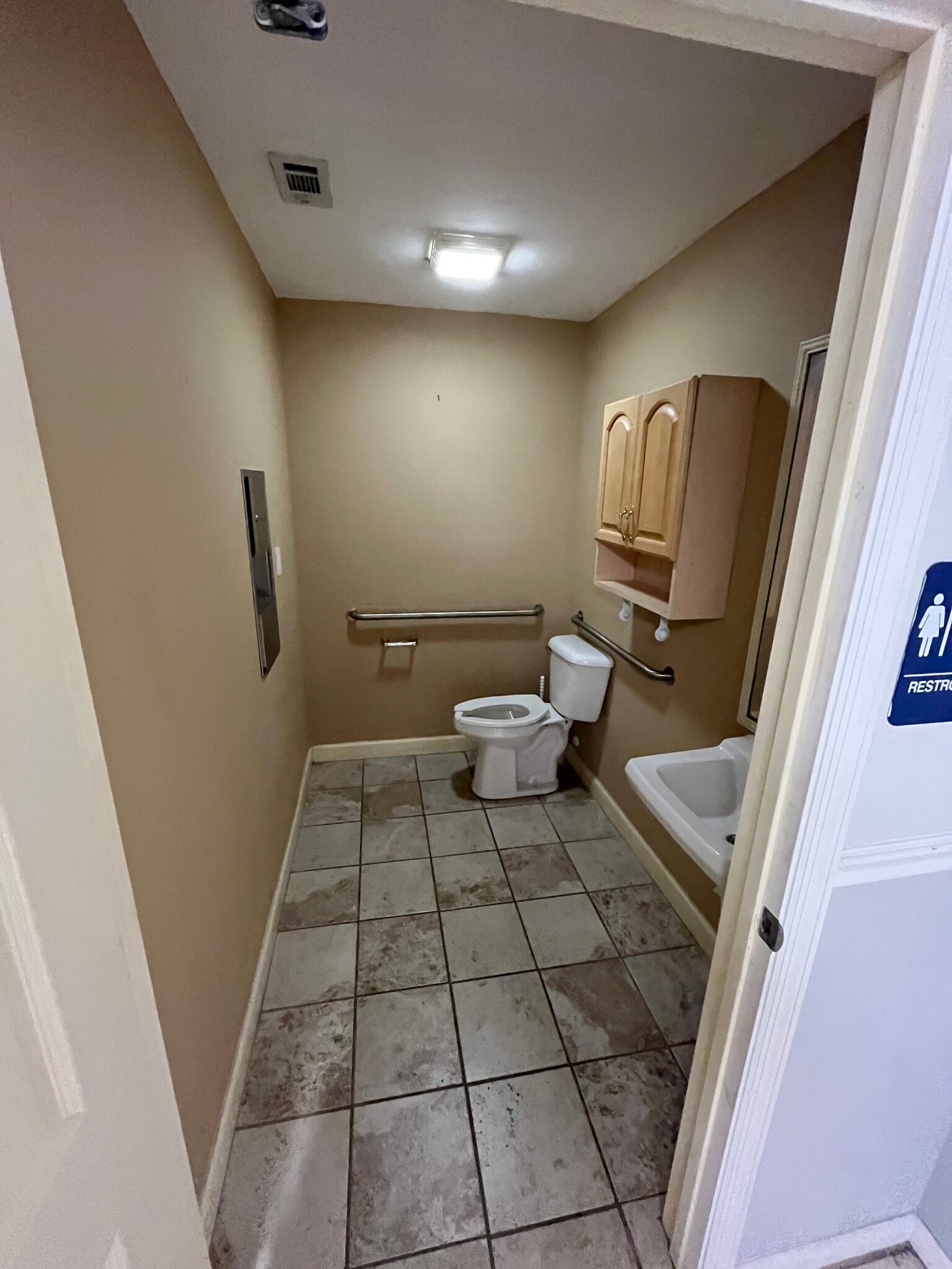 1209 SE 10th St, Cape Coral, FL for lease Interior Photo- Image 1 of 8
