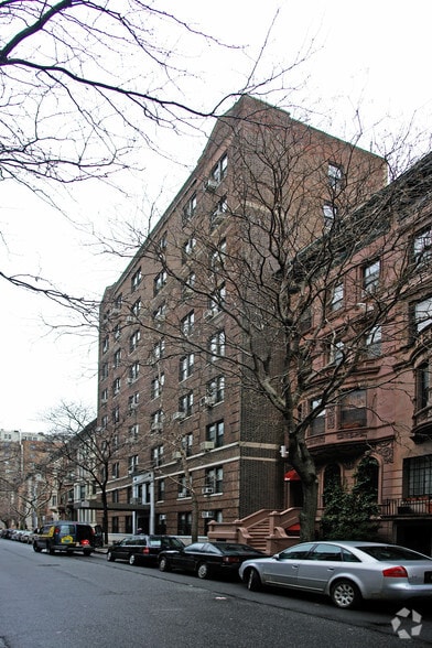 15 W 75th St, New York, NY à vendre - Photo du bâtiment - Image 3 de 4
