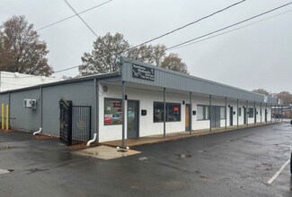 Plus de détails pour 2921-2937 Gibbon Rd, Charlotte, NC - Commerce de détail à louer