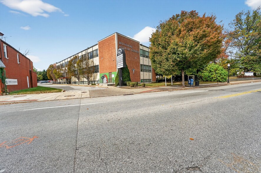 5820 York Rd, Baltimore, MD for sale - Building Photo - Image 2 of 16