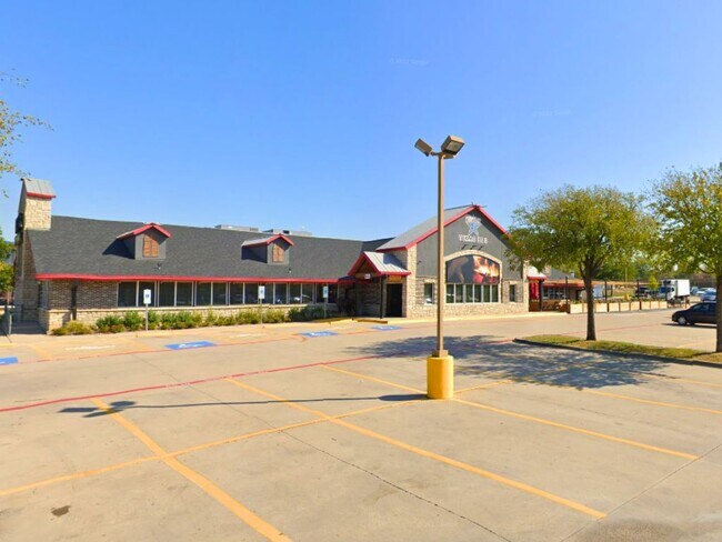 More details for 1801 S Main St, Keller, TX - Retail for Lease