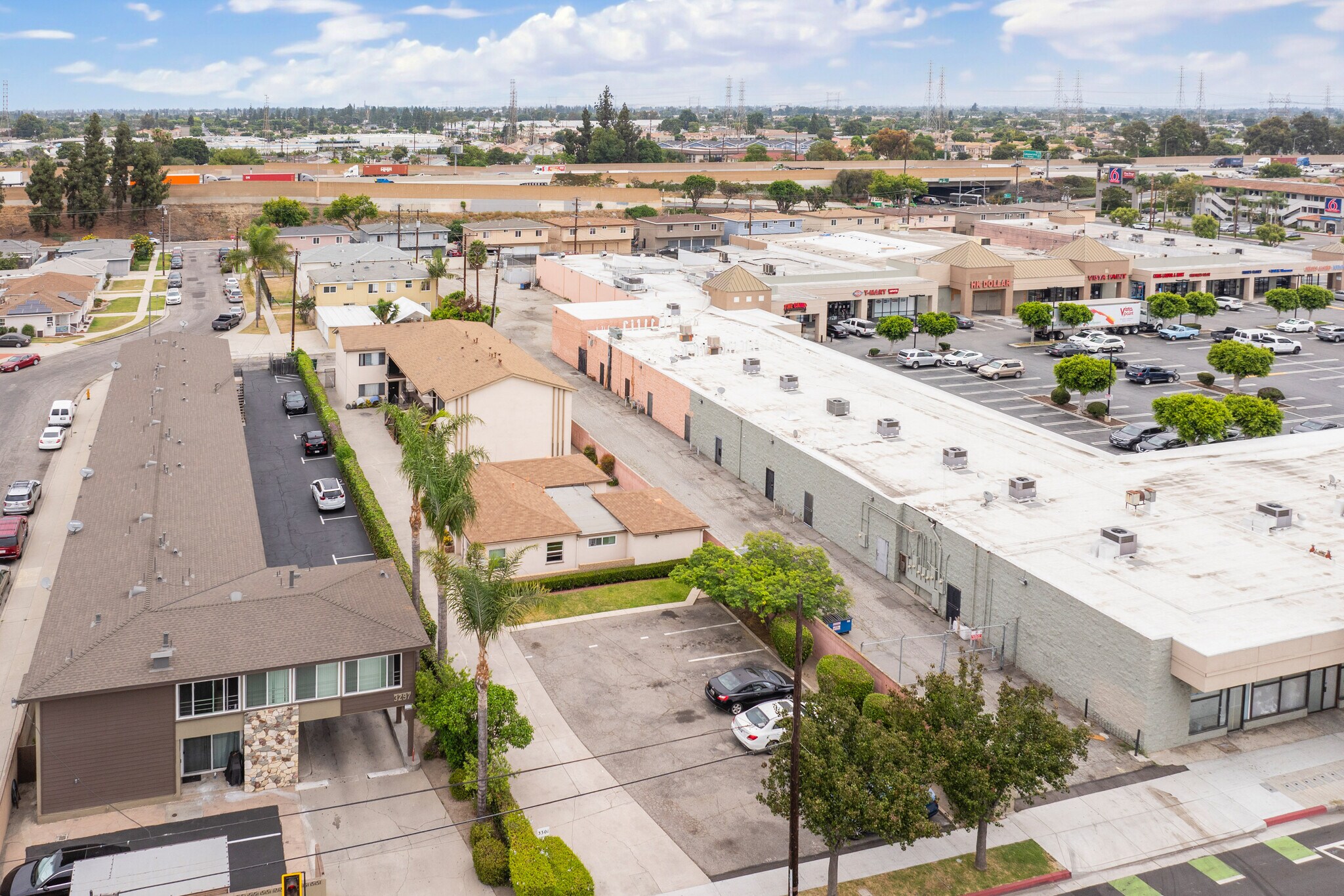 3301 E Artesia Blvd, Long Beach, CA à vendre Photo principale- Image 1 de 1