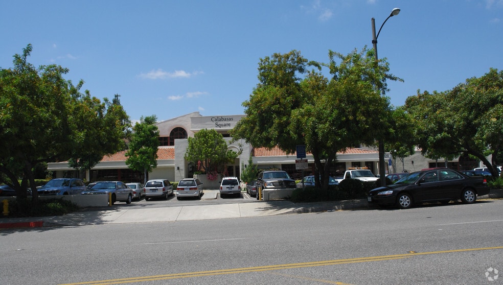 23621 Park Sorrento, Calabasas, CA for lease - Building Photo - Image 3 of 8