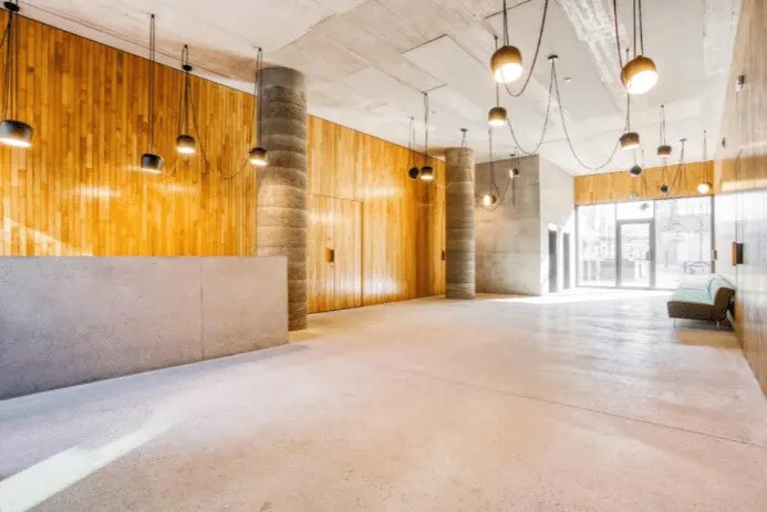 91 Cours Charlemagne, Lyon à louer - Photo du bâtiment - Image 3 de 7