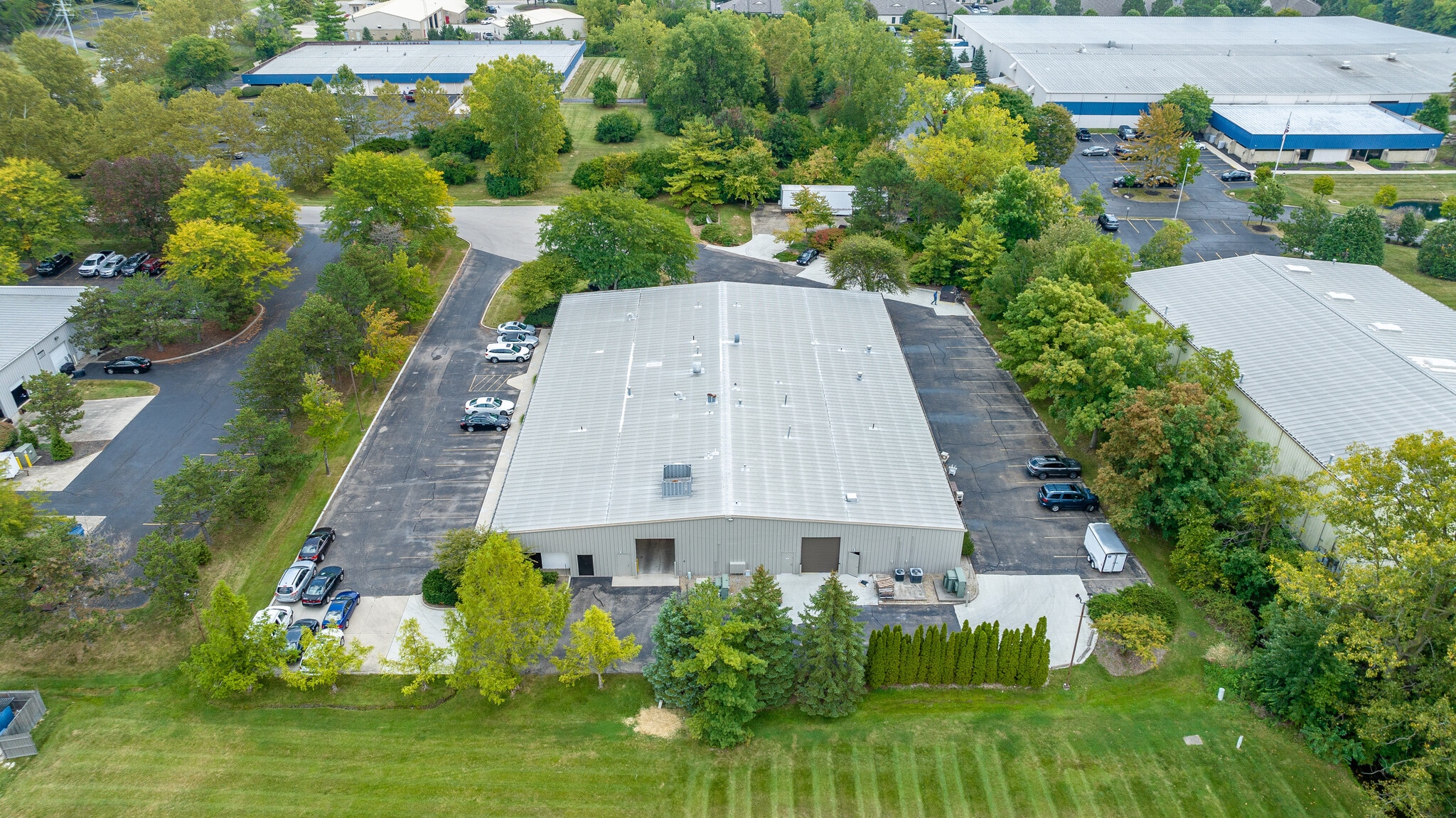 6145 Scherers Pl, Dublin, OH for lease Building Photo- Image 1 of 9