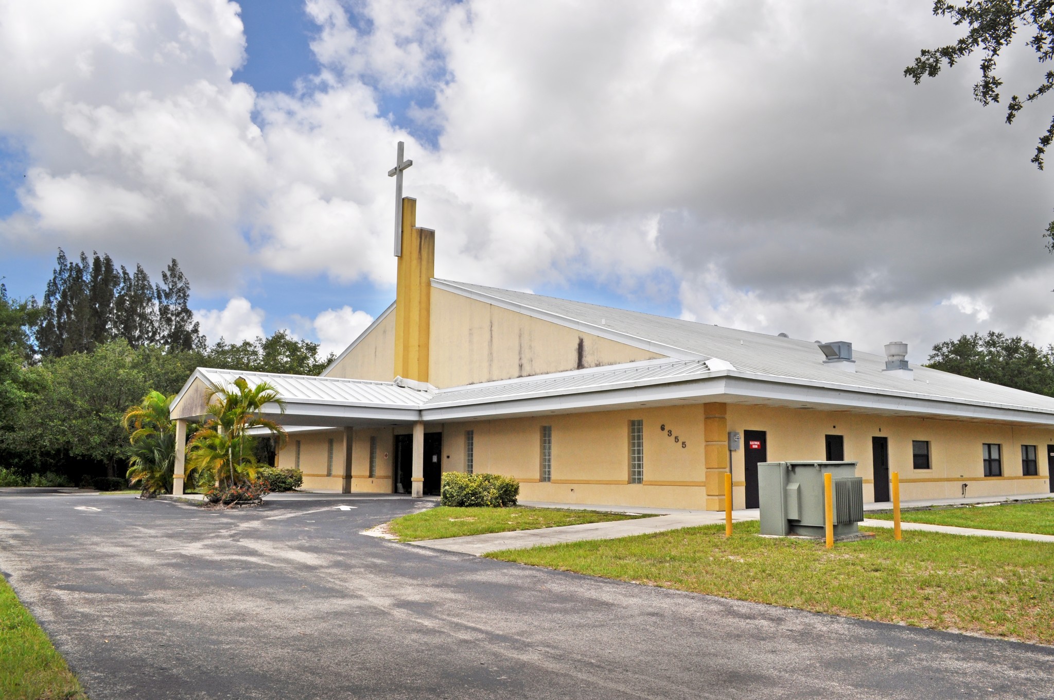 6355 N Courtenay Pky, Merritt Island, FL for sale Building Photo- Image 1 of 1